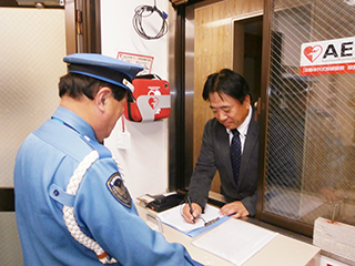 施設警備1